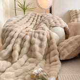 Solara - All-Season Cozy Throw Blanket