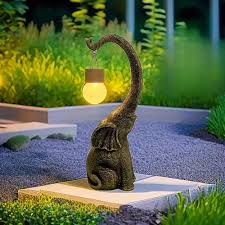 EleGlow – Zonne-energie Olifanten Beeld met Glazen Bol voor Tuindecoratie