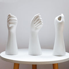 Armura - Keramische Hand Bloemenvaas