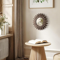 AuraFrame – 12 Inch Zonnestraal Lijst in Verweerd Notenhout