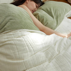 Velvona - Minimalistisch Fluwelen Bedtextiel met Golvend Patroon