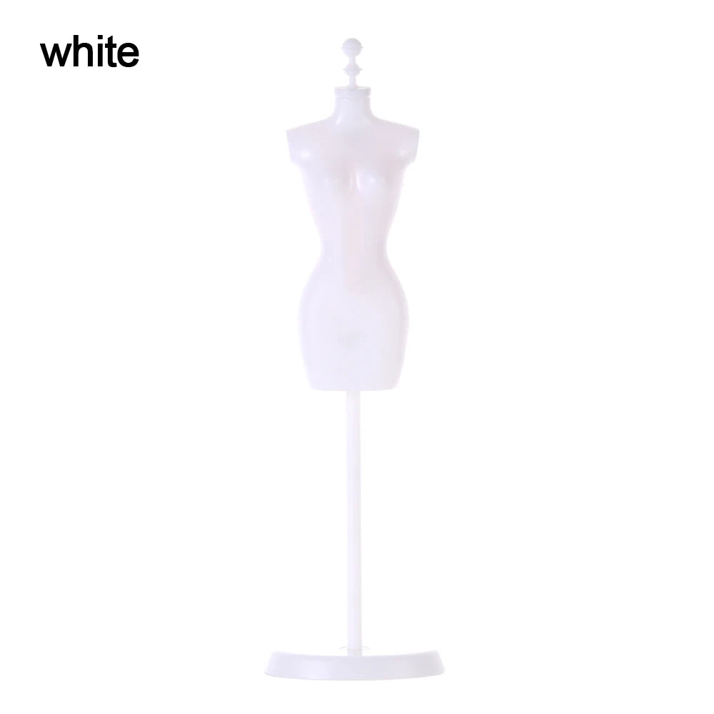 DolliStand - Mini Kledinghanger Standaard voor 1/6 Poppenkleding