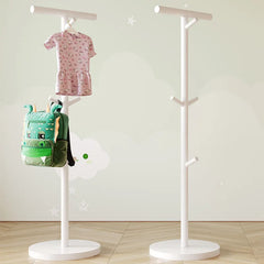 Racka – Stijlvol Staand Rek voor Kinderen en Moderne Woonruimtes