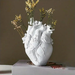 Loveform - Hartvormige Resin Vaas, Persoonlijke Touch voor Je Interieur