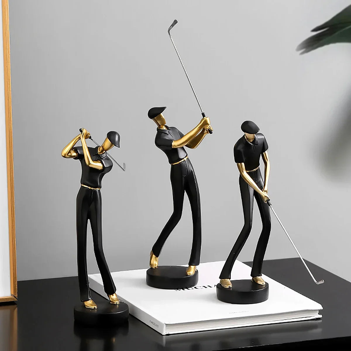 SwingForm - Abstract Golfer Beeldje voor Moderne Decoratie