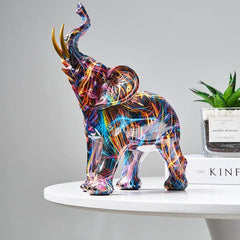 Olifantencharme - Noordse Beschilderde Resin Beeld