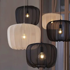 Luméveil – Stoffen Design Hanglamp in Beeldende Vorm