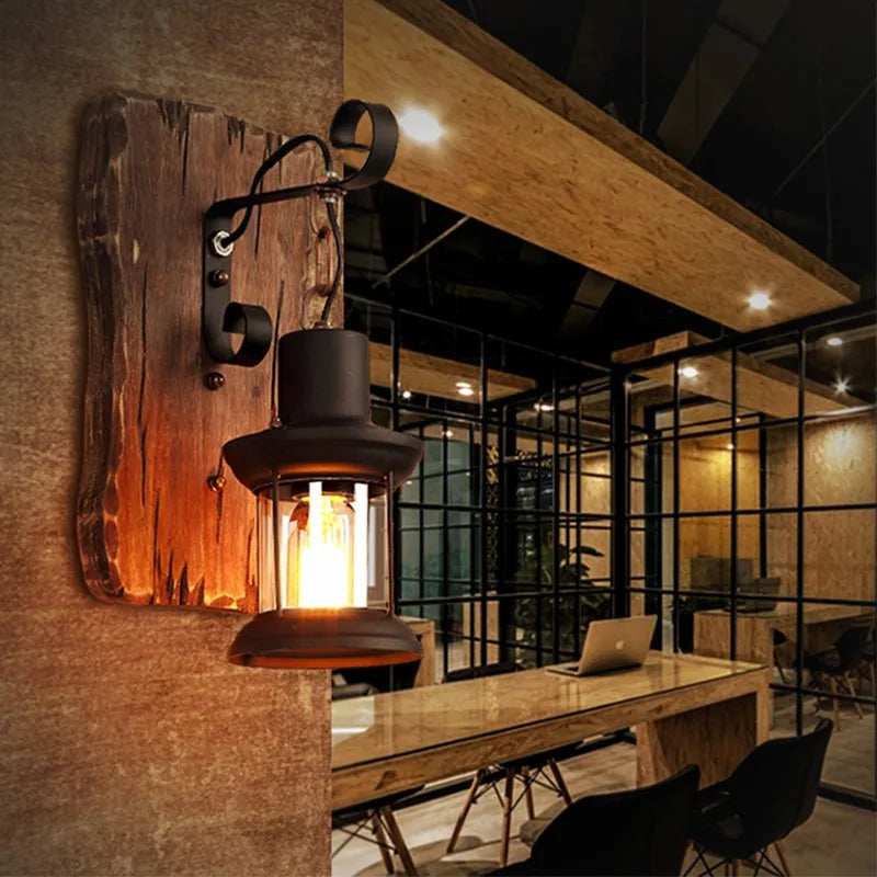 Sculptura - Retro Houten Wandlamp