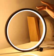 LightCircle – Minimalistische Tafellamp voor Elke Ruimte