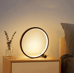 LightCircle – Minimalistische Tafellamp voor Elke Ruimte