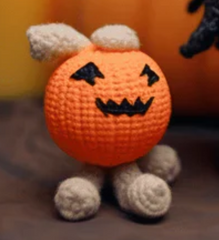 ShadowDrake - Handgehaakte Hallloween Zwarte Draak met Pompoen