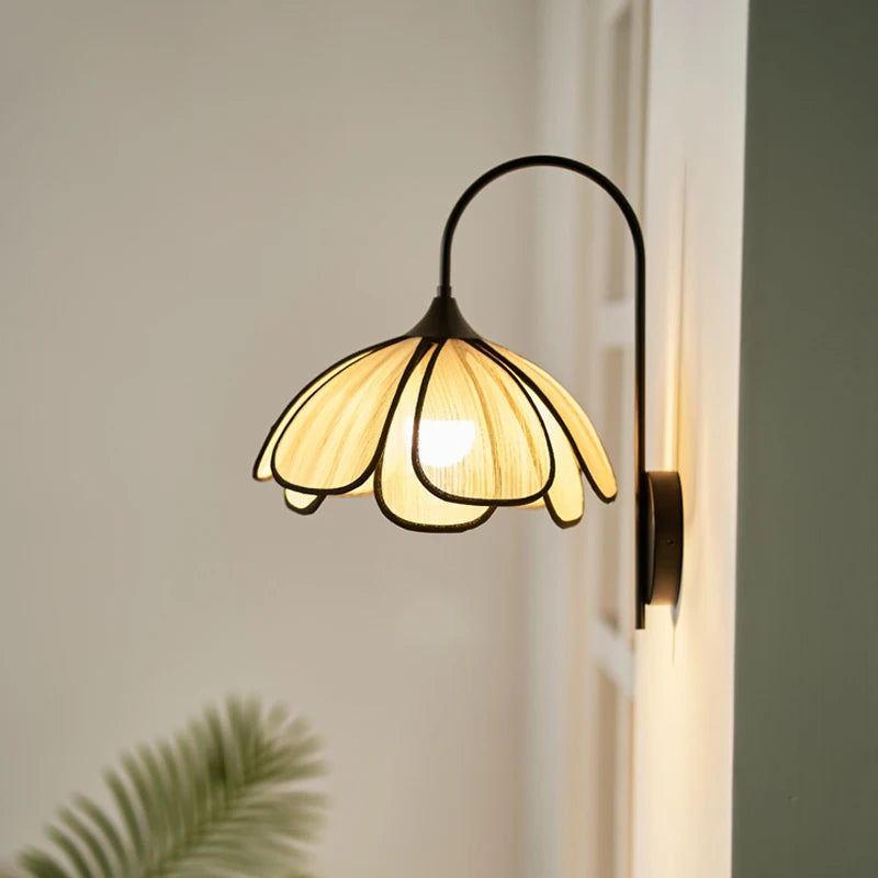 Bloemlicht - Japanse Wabi-Sabi Rieten Wandlamp