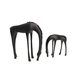 Regal Stallion - Majestueuze Zwarte Paard Sculptuur