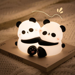 PandaHug - LED Nachtlamp met Twee Panda's