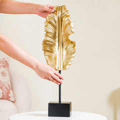 Natuur Omarmd - Gouden Blad Hars Showpiece
