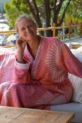 Lunessa – Extra Lange Katoenen Damesbadjas met Lintsluiting